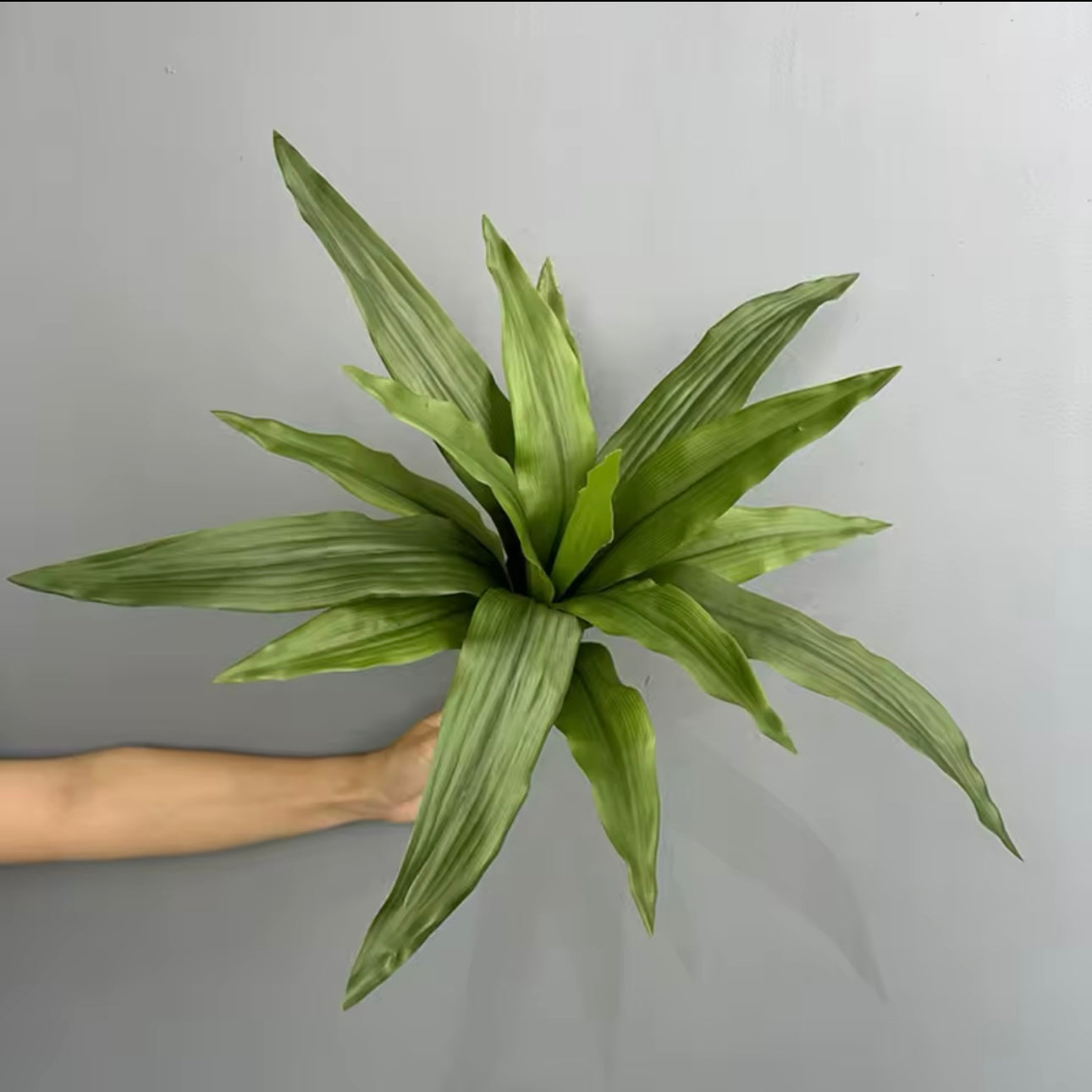 20 Leaf Brazilian Beauty Tequila artificial plant for yard