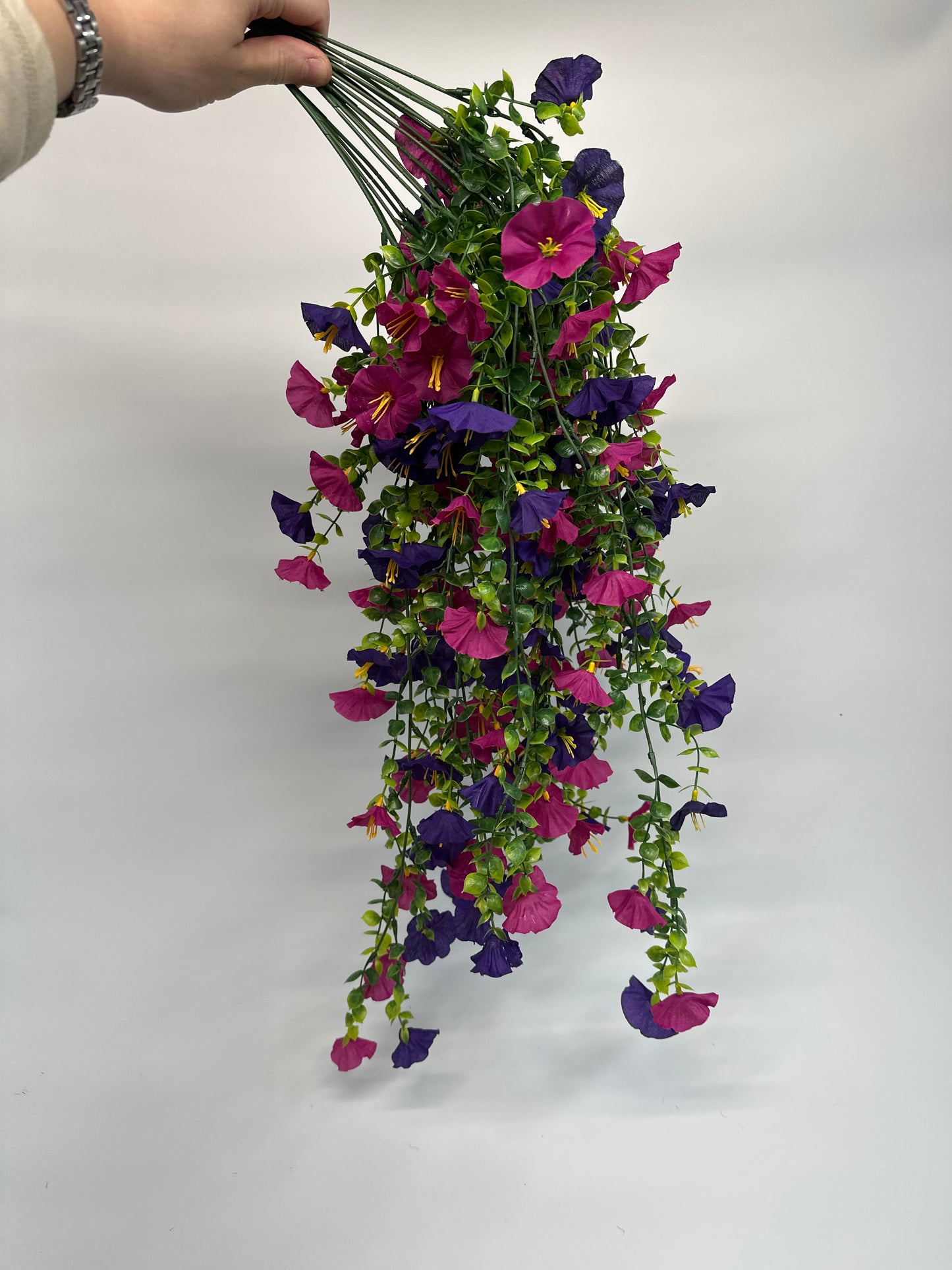 Gloria - Hanging Basket Indoor/Outdoor Fake Flower Arrangement