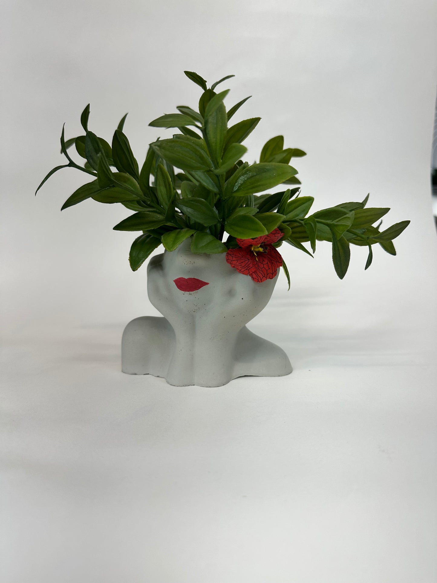 “Daydream Bloom” Faux Arrangement in Face Planter
