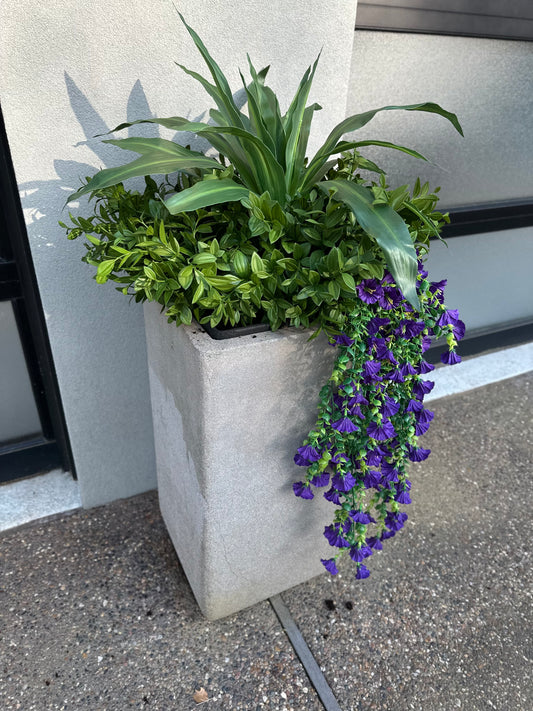 Artificial Vanilla Plant in Dark Green for outdoor greenery, fake foliage, uv protected