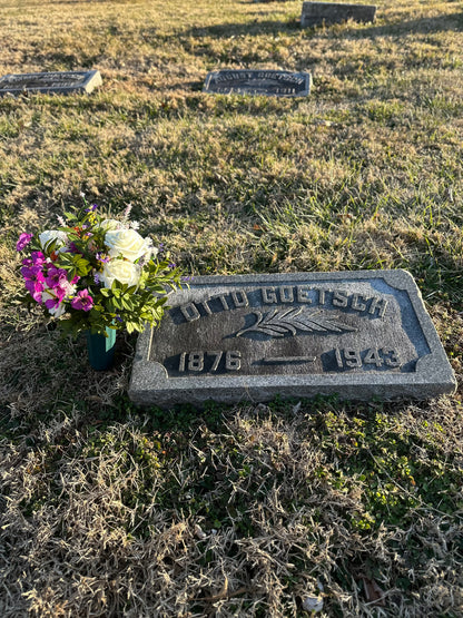 Arabella - Graveside Bouquet - Forever Flowers