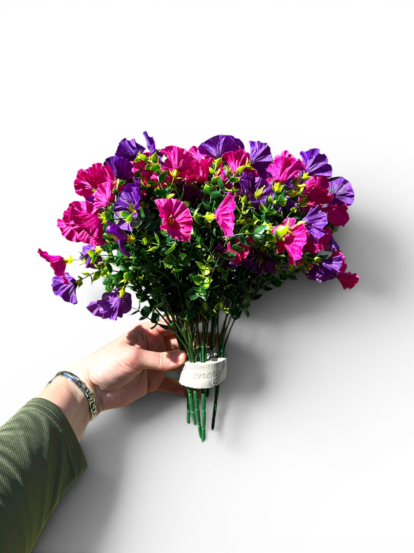 Plantable Everlasting Petunia Blooms: UV-Protected Artificial Landscape Flowers with Patent-Pending Planting Core